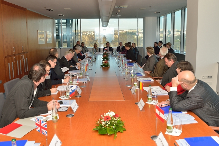 Setkání s velvyslanci na NKÚ - 12.11.2013, Praha