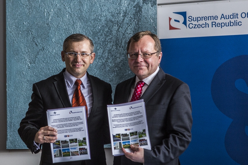 NIK President Krzysztof Kwiatkowski and President of SAO CR Miloslav Kala - Ostrava, 25.3.2014