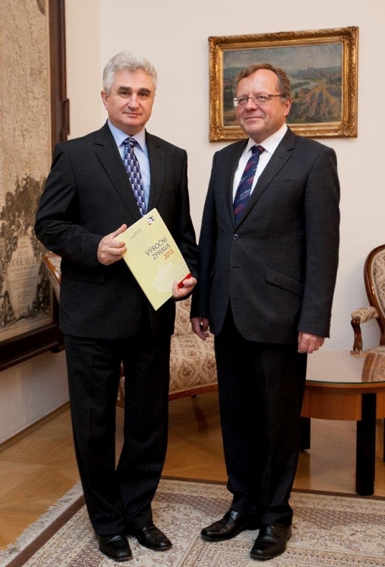 Předseda Senátu Milan Štěch a prezident NKÚ Miloslav Kala