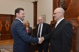 Předseda Poslanecké sněmovny Radek Vondráček a nový člen NKÚ Roman Procházka